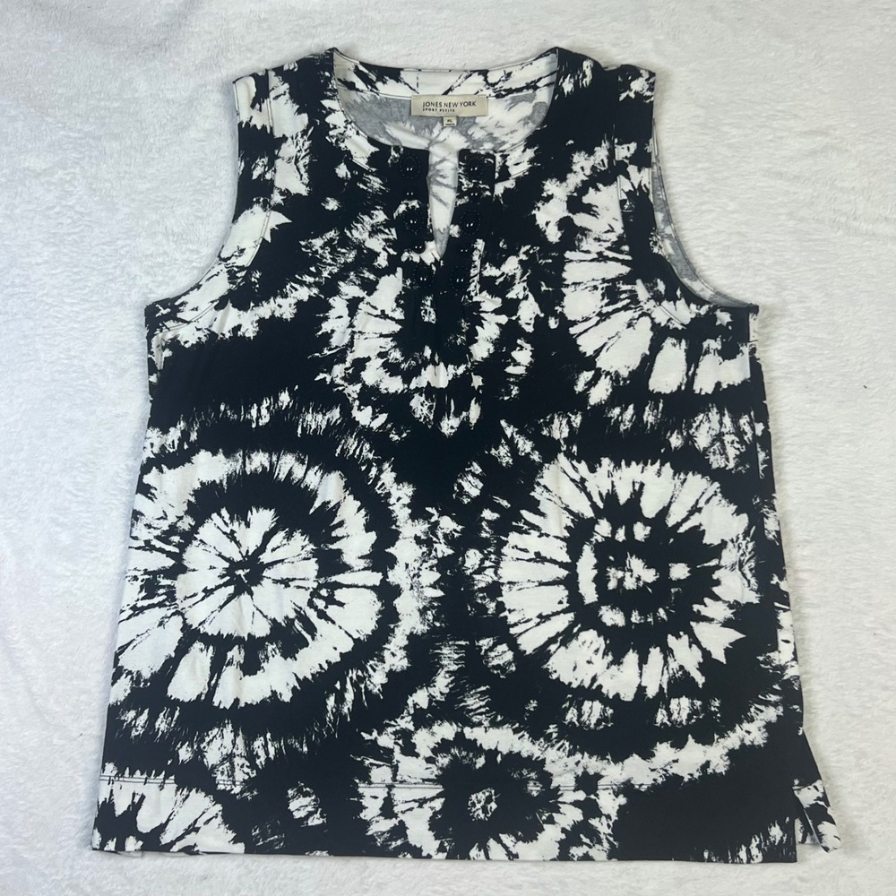 Jones New York Sport Petite Black White Tie Dye Beaded Split Neck Tank Top PL